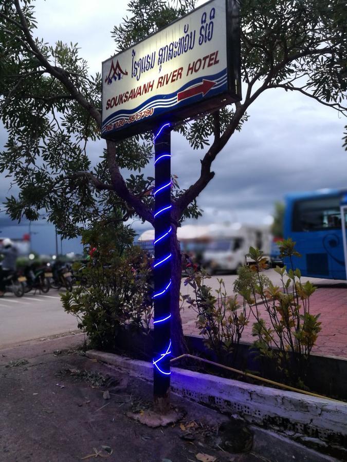 Suksavanh River 2 Hotel Ban Nongdouang Kültér fotó