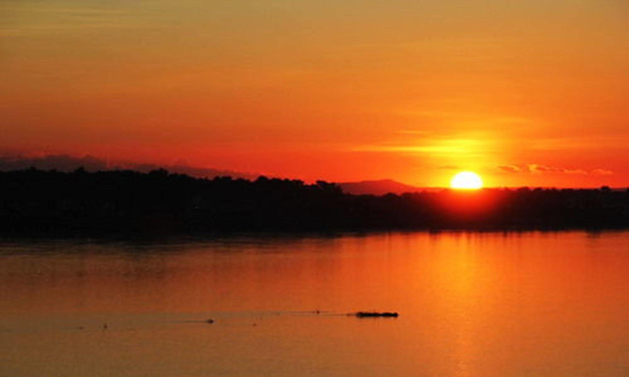 Suksavanh River 2 Hotel Ban Nongdouang Kültér fotó
