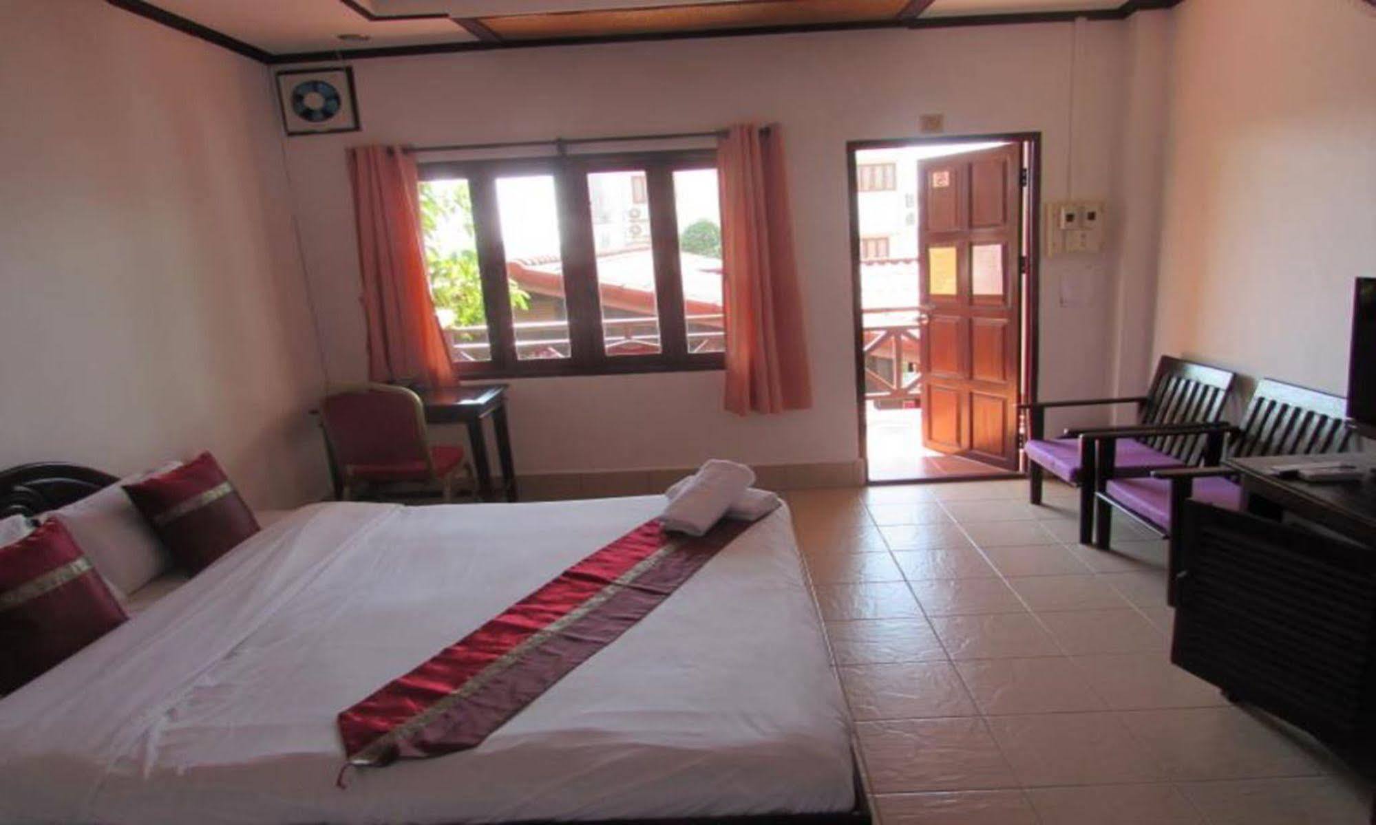 Suksavanh River 2 Hotel Ban Nongdouang Kültér fotó