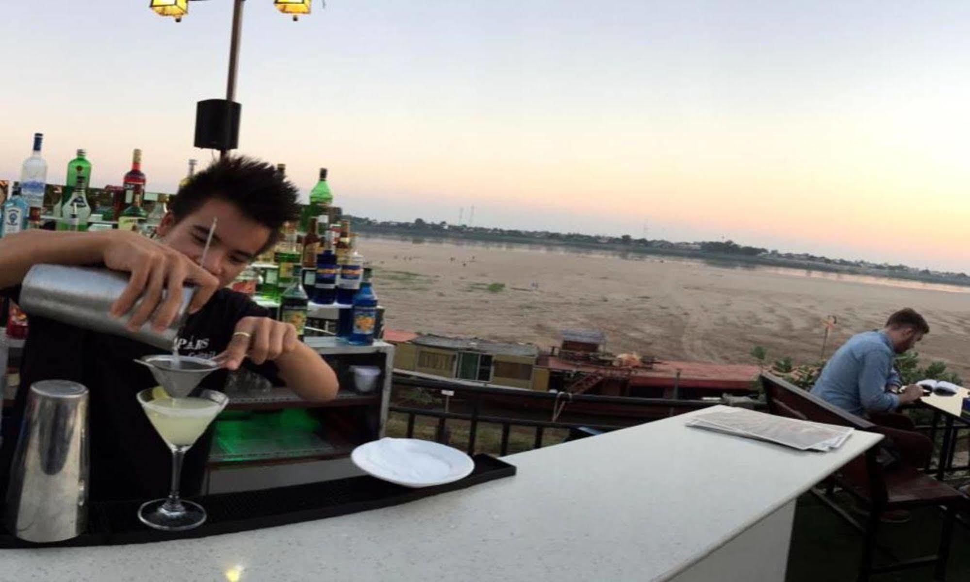 Suksavanh River 2 Hotel Ban Nongdouang Kültér fotó
