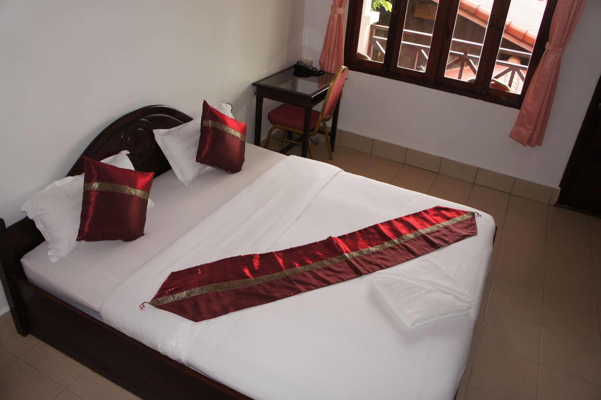 Suksavanh River 2 Hotel Ban Nongdouang Kültér fotó